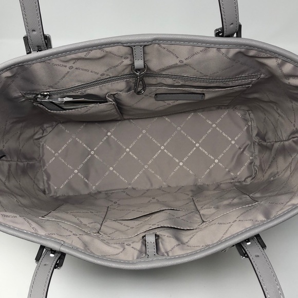 NWT Michael Kors Jet Set travel leather Ash gray - Picture 8 of 8